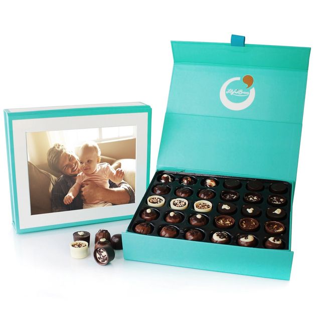 Lily O'Brien's Father's Day Personalised Chocolate Gifts, contains 60 chocolates.